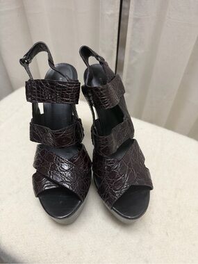 Vintage Bottega Veneta  Croc-Embossed Strappy Platform Heels